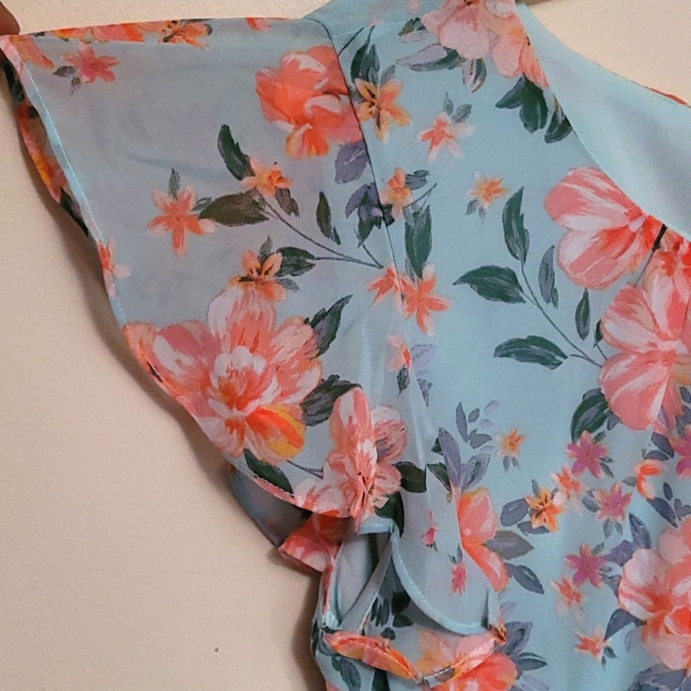 Dress - Picture 2 of 3